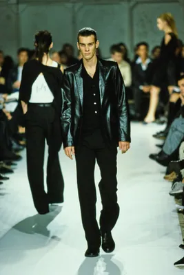 Ann Demeulemeester - S/S 1998 ‘Corps Humain’, look 20