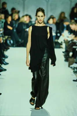 Ann Demeulemeester - S/S 1998 ‘Corps Humain’, look 43